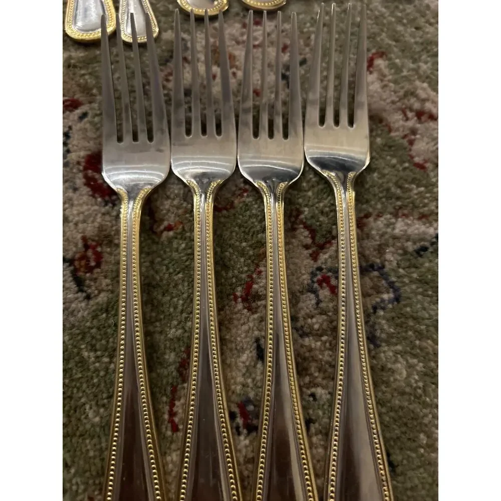 Wallace Gold Royal Bead 18/10 Stainless Steel Silverware Pieces (27)
